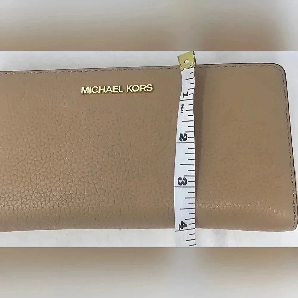 Michael Kors Jet Set Large Travel Continental Leather Wallet Wristlet Camel NWT
